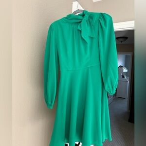 Maggy London size 4 golf green tie neck fit and flare dress